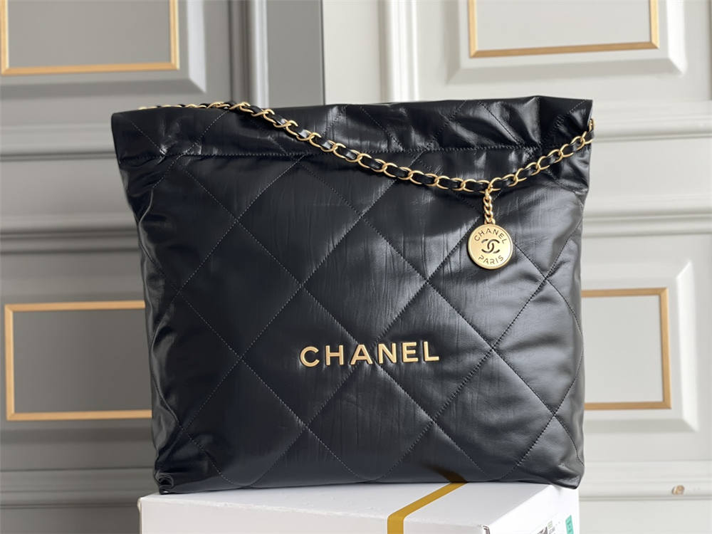 Chanel 22 bag 39cm medium 2025 new 